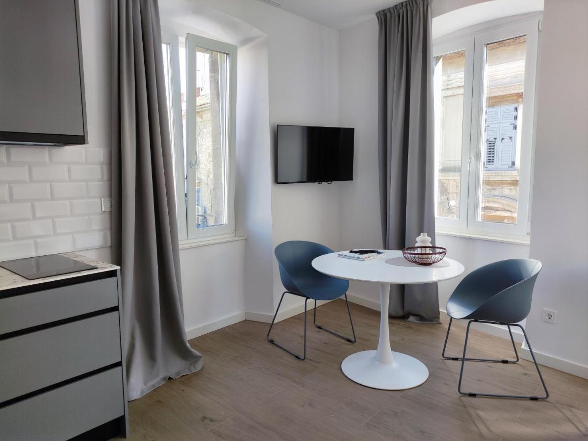 Nik Studio Apartments Pula Zewnętrze zdjęcie